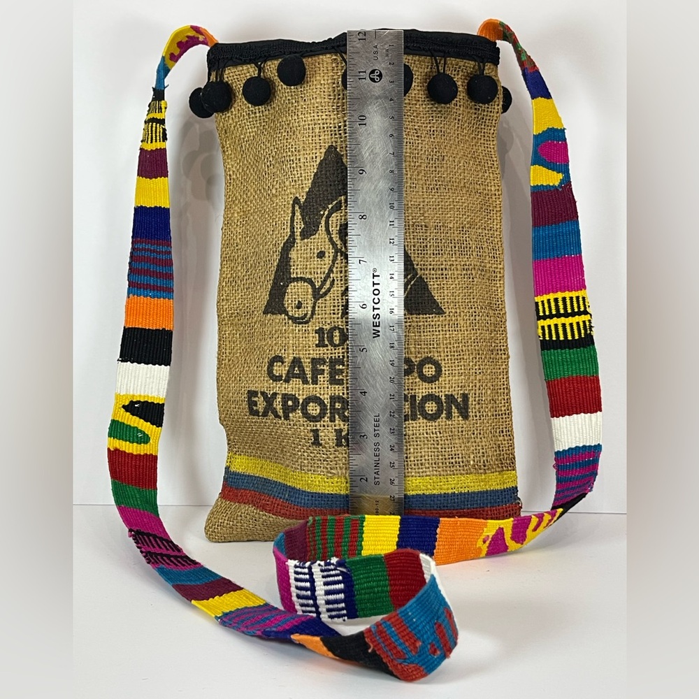 Vintage upcycled Colombian coffee burlap crossbody bag - Picture 4 of 5